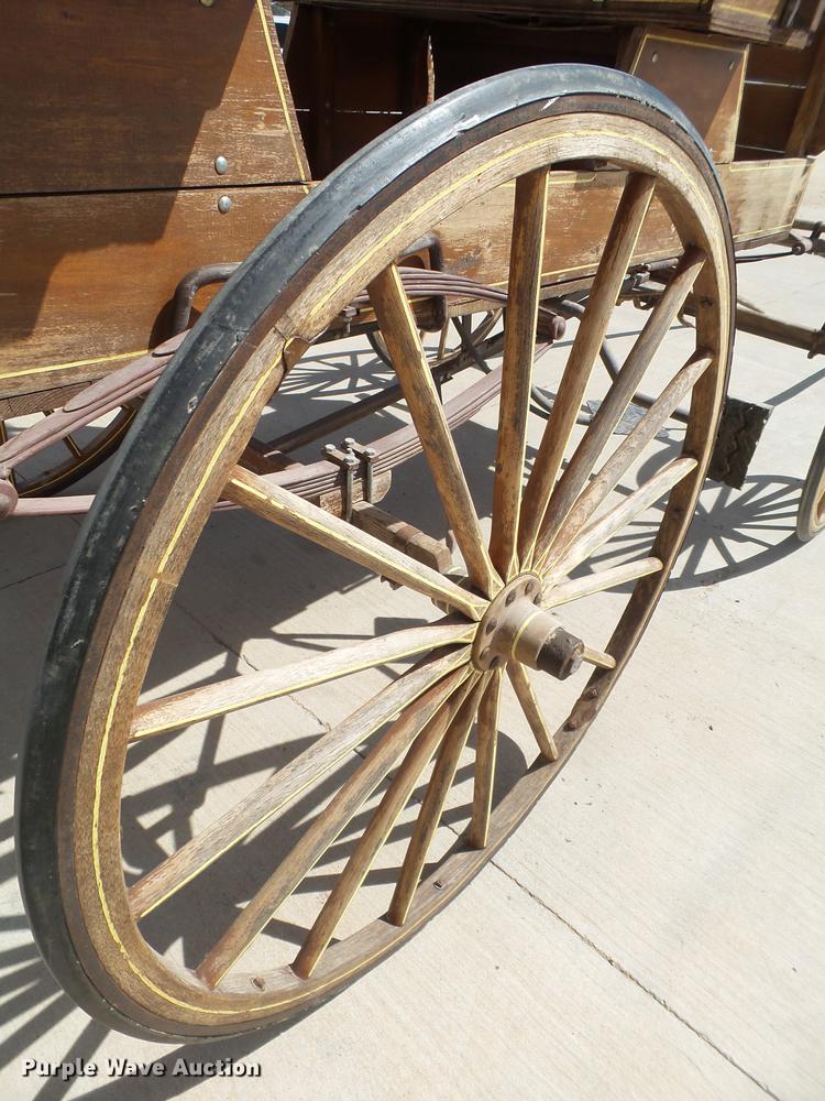 image for item EN9711 Horse carriage