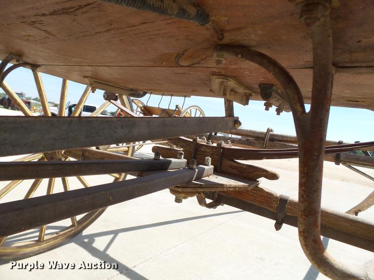 image for item EN9711 Horse carriage