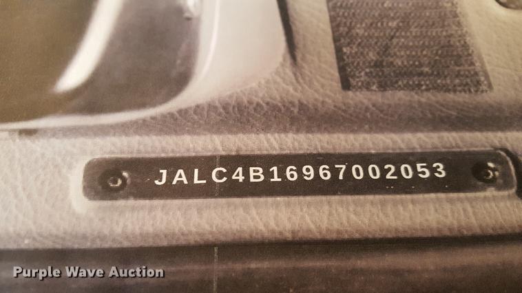 image for item EN9715 2006 Isuzu NPR box truck