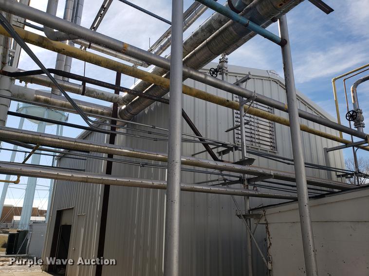 image for item EN9752 Red Iron metal building