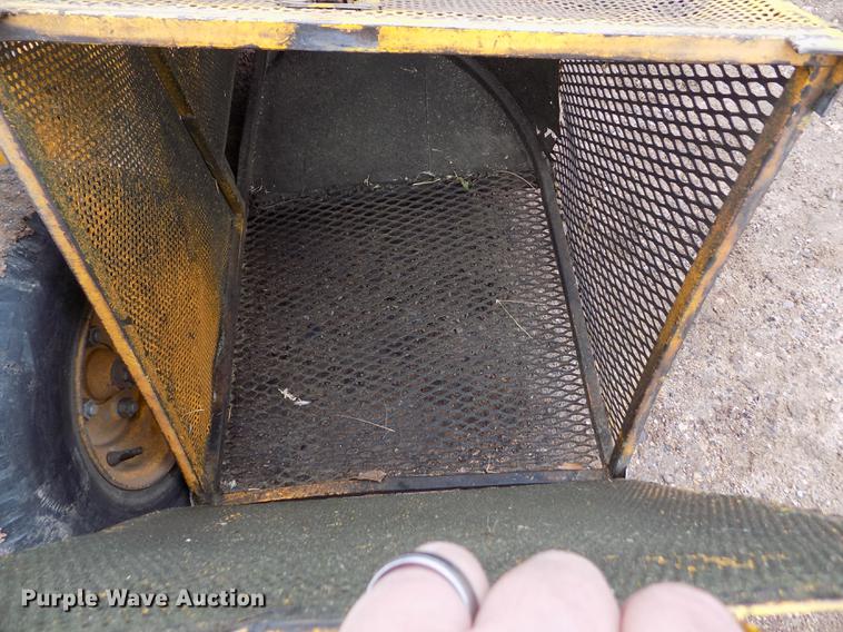 image for item EQ9043 Wright Stander WS32 15KAW lawn mower