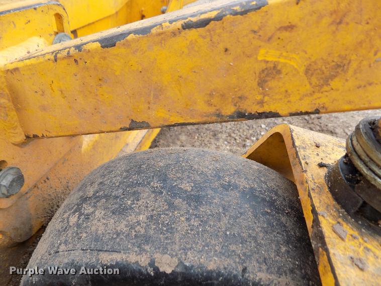 image for item EQ9043 Wright Stander WS32 15KAW lawn mower