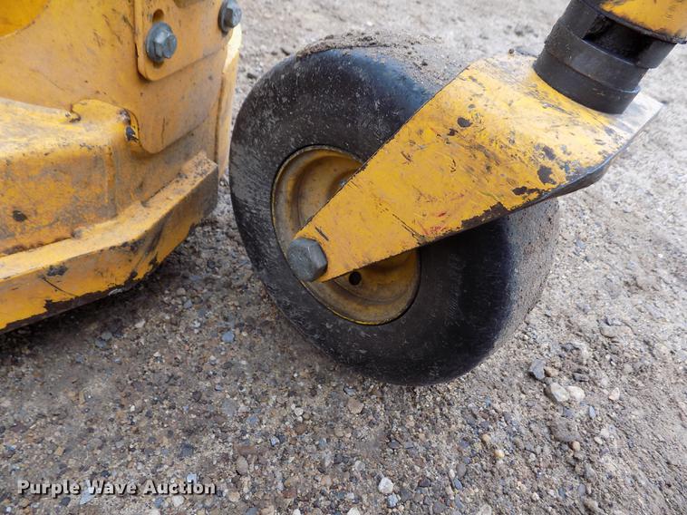 image for item EQ9043 Wright Stander WS32 15KAW lawn mower