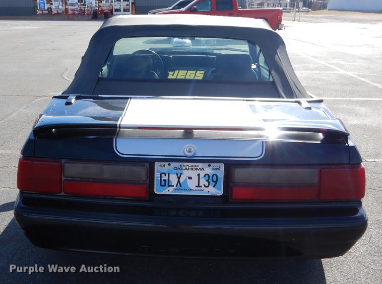 image for item ER9454 1992 Ford Mustang convertible