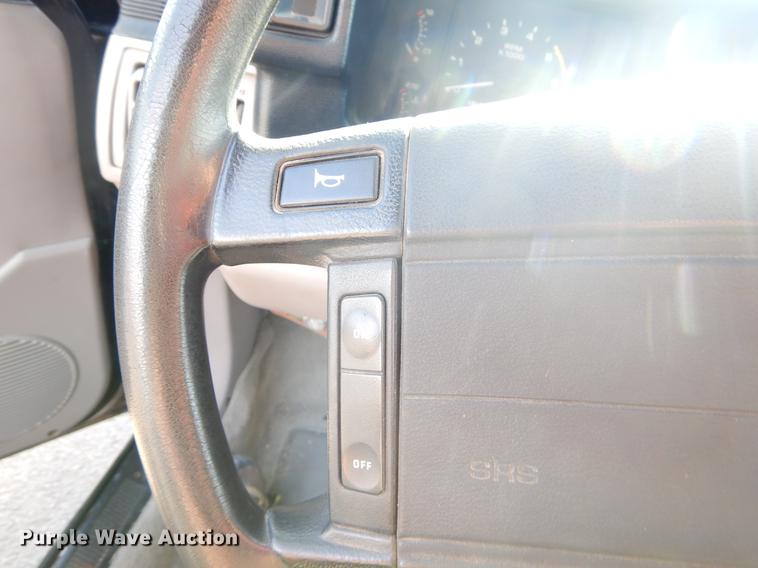 image for item ER9454 1992 Ford Mustang convertible