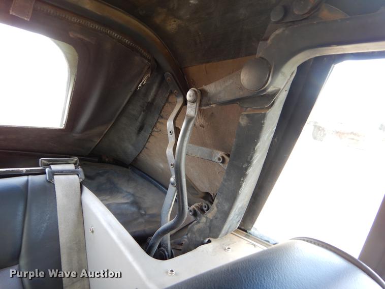 image for item ER9454 1992 Ford Mustang convertible