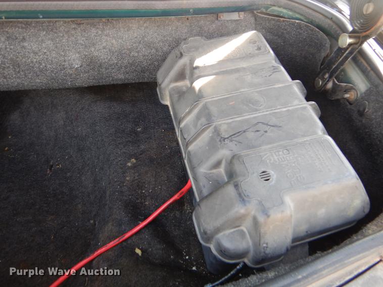 image for item ER9454 1992 Ford Mustang convertible