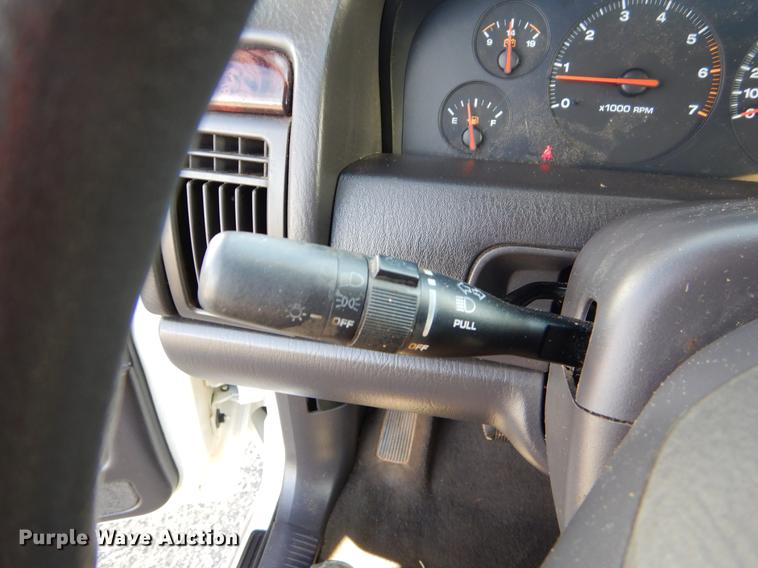 image for item ER9455 2000 Jeep Cherokee Laredo SUV