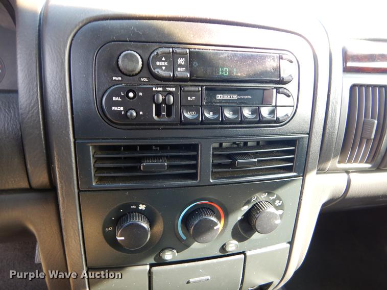 image for item ER9455 2000 Jeep Cherokee Laredo SUV