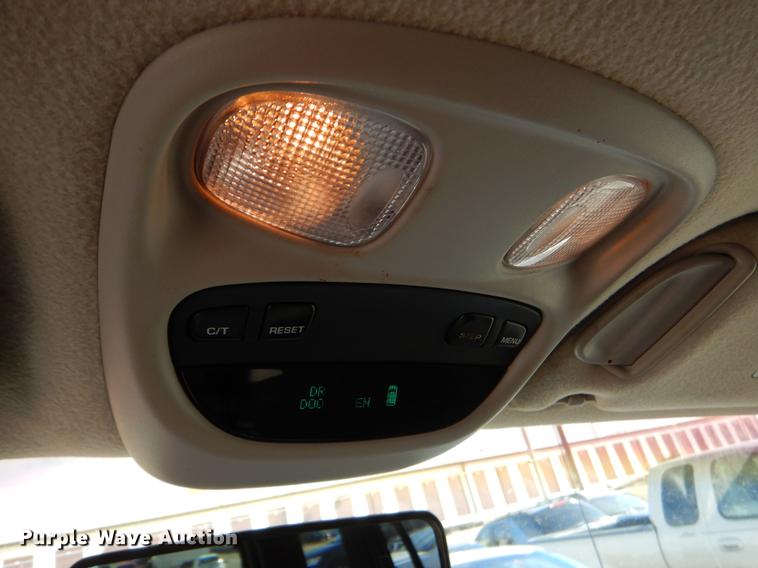 image for item ER9455 2000 Jeep Cherokee Laredo SUV