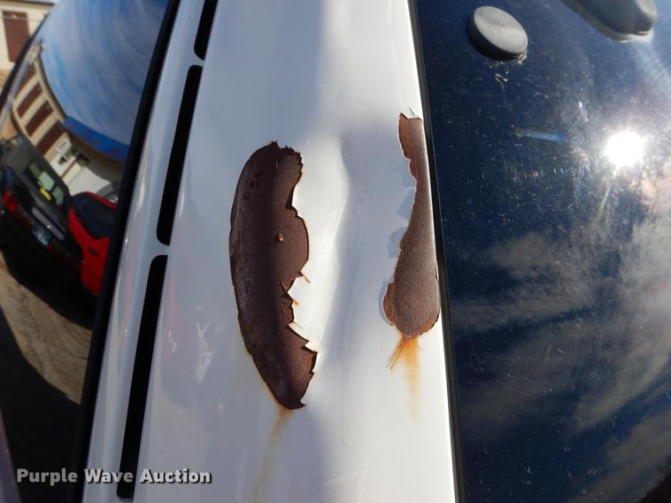 image for item ER9455 2000 Jeep Cherokee Laredo SUV