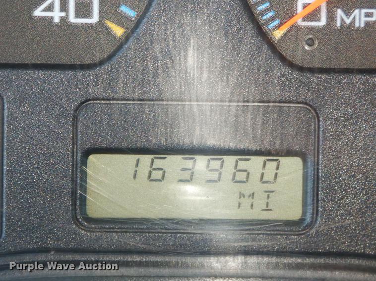 image for item ER9461 2006 International 4400 flatbed truck