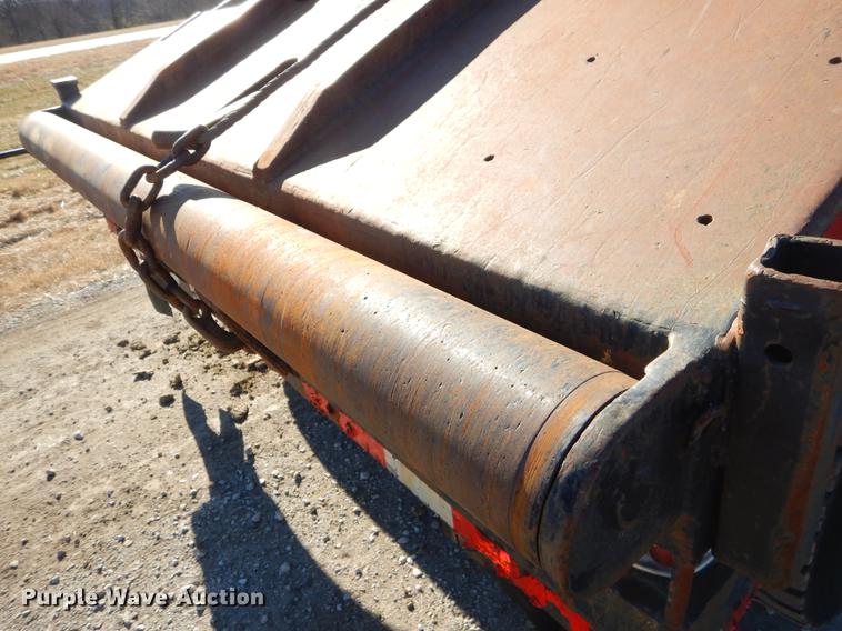 image for item ER9461 2006 International 4400 flatbed truck