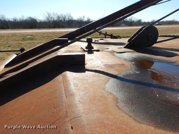 image for item ER9461 2006 International 4400 flatbed truck