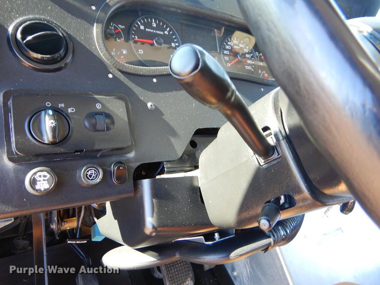 image for item ER9462 2011 Ford F59 delivery truck