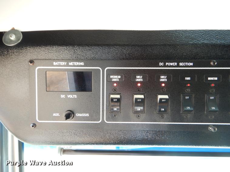 image for item ER9462 2011 Ford F59 delivery truck