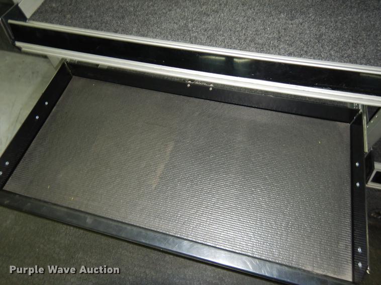 image for item ER9462 2011 Ford F59 delivery truck