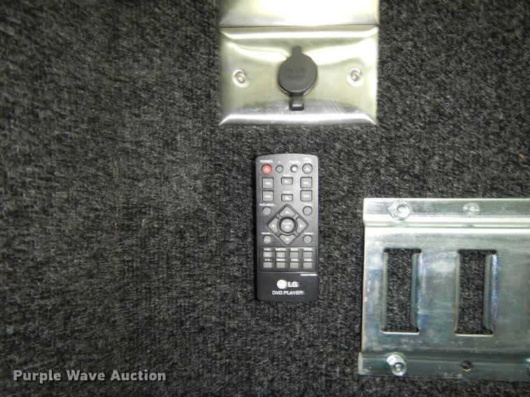 image for item ER9462 2011 Ford F59 delivery truck