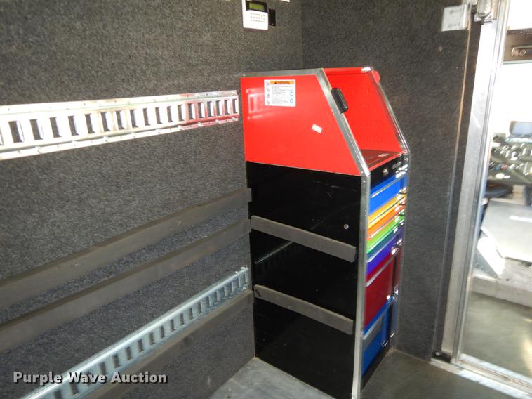 image for item ER9462 2011 Ford F59 delivery truck