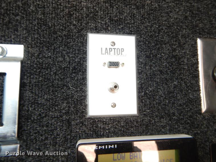 image for item ER9462 2011 Ford F59 delivery truck