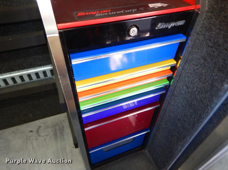 image for item ER9462 2011 Ford F59 delivery truck