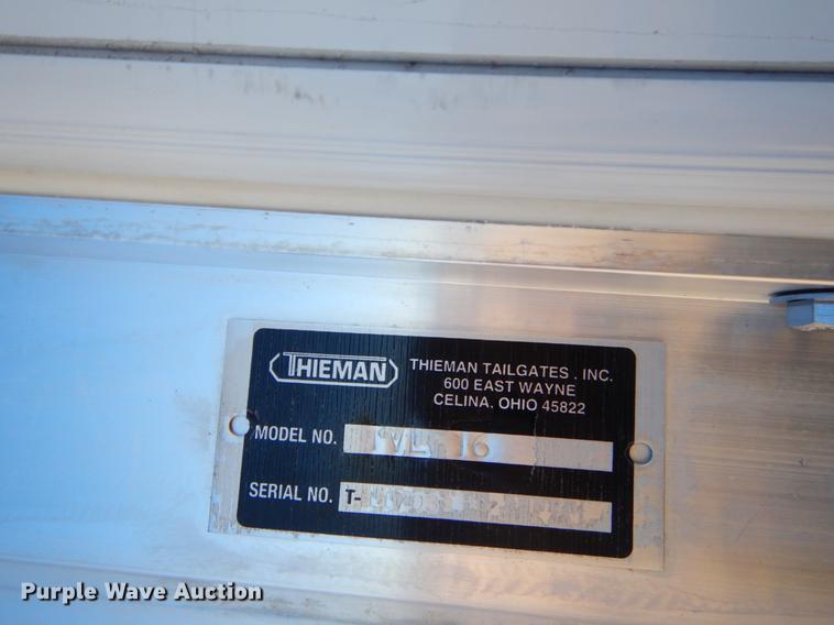 image for item ER9462 2011 Ford F59 delivery truck