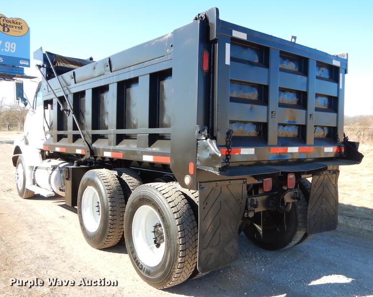 image for item ER9463 2007 Sterling L-Line dump truck