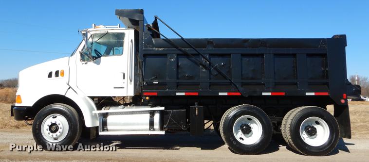 image for item ER9463 2007 Sterling L-Line dump truck