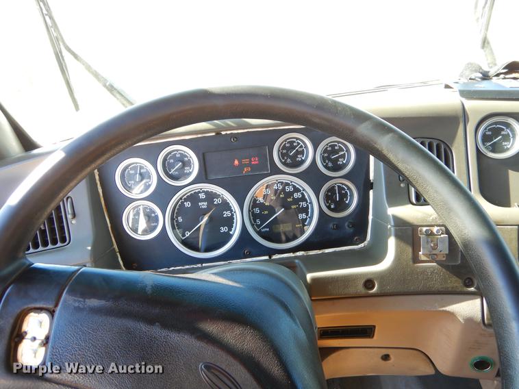 image for item ER9463 2007 Sterling L-Line dump truck