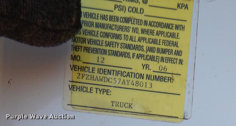 image for item ER9463 2007 Sterling L-Line dump truck