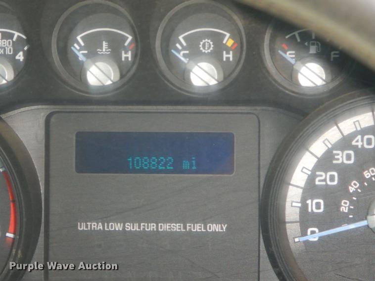 image for item ER9467 2015 Ford F450 Super Duty flatbed truck