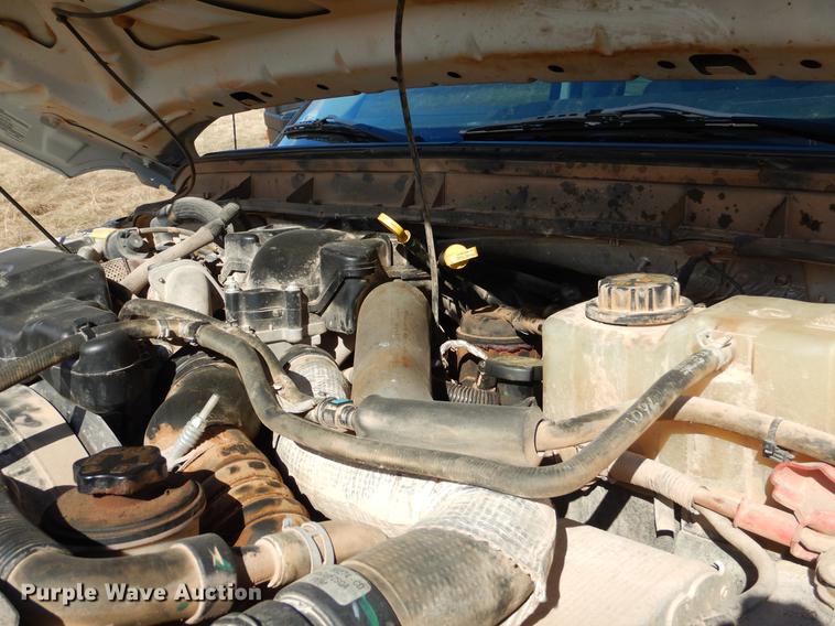 image for item ER9467 2015 Ford F450 Super Duty flatbed truck