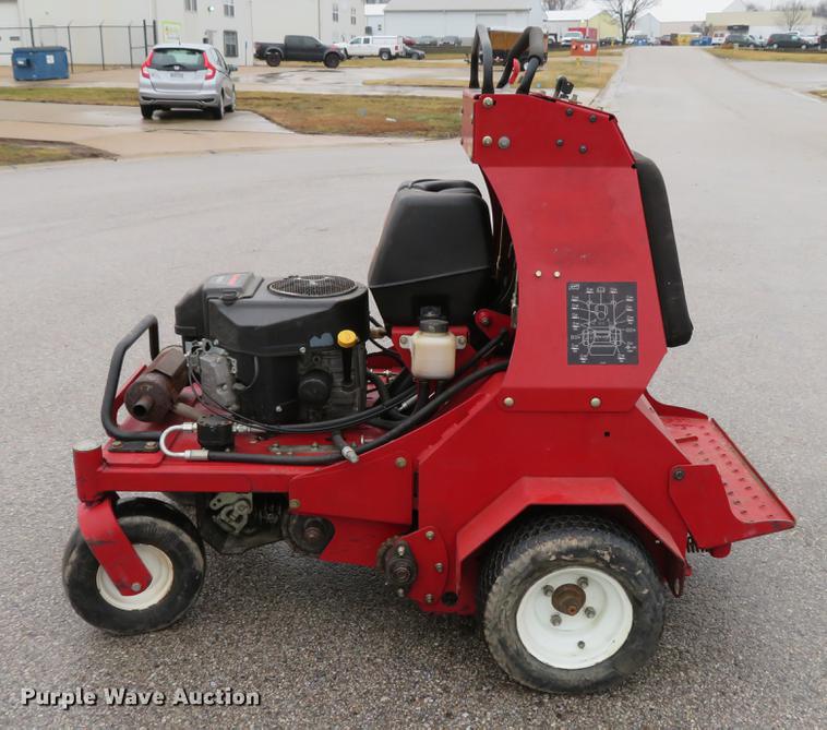 image for item EV9558 Toro 33518 aerator