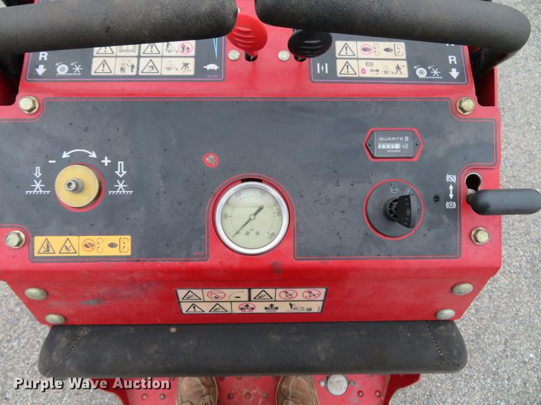 image for item EV9558 Toro 33518 aerator