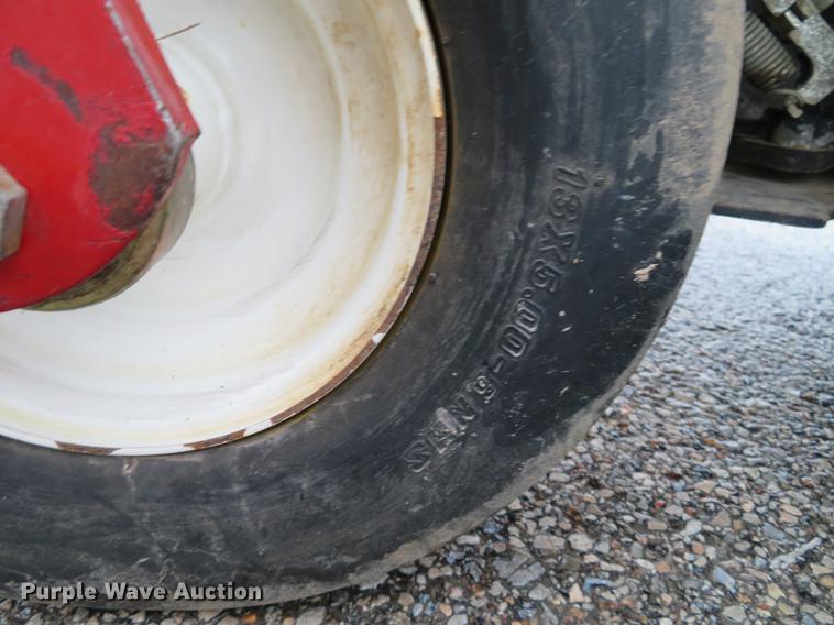 image for item EV9558 Toro 33518 aerator