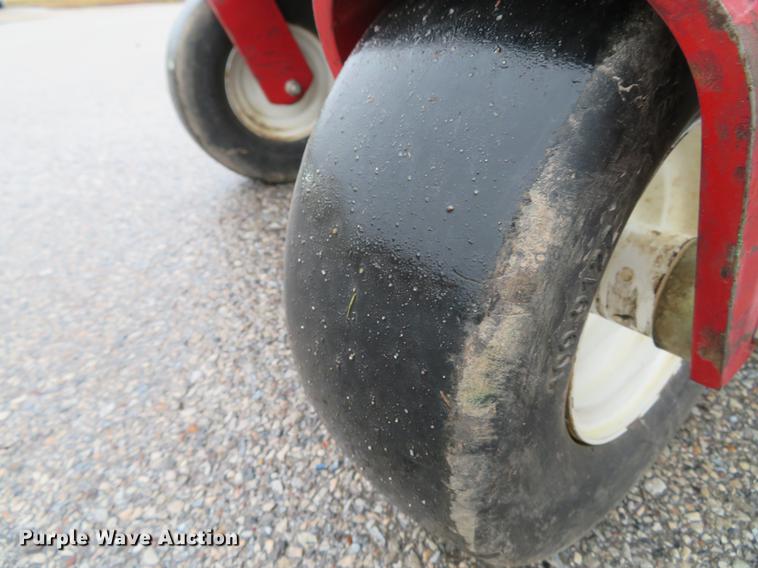 image for item EV9558 Toro 33518 aerator