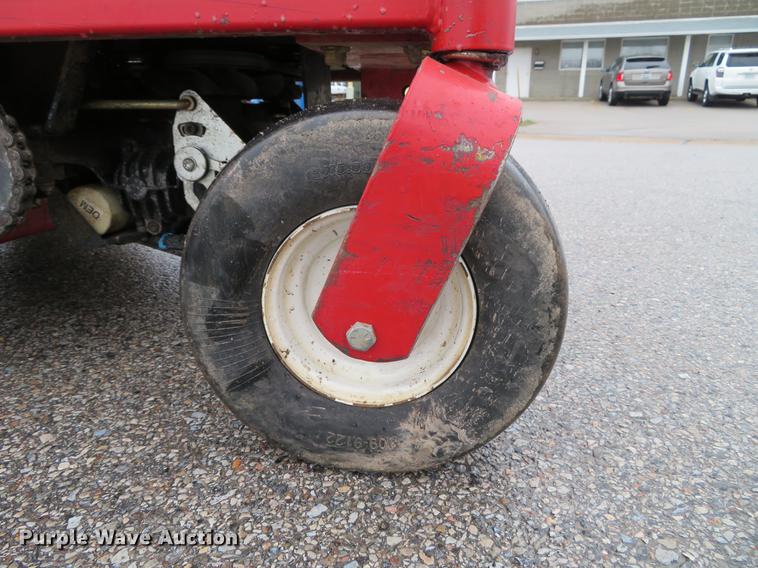 image for item EV9558 Toro 33518 aerator