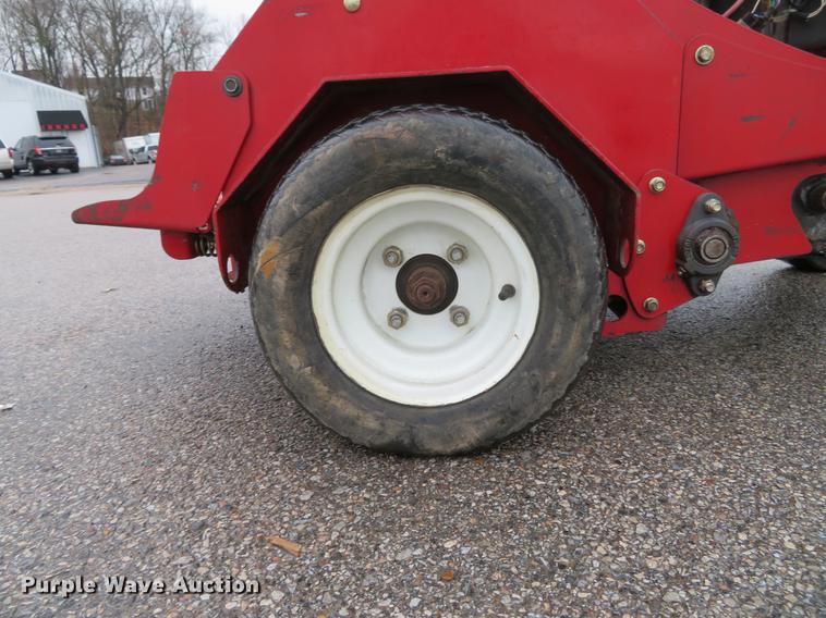 image for item EV9558 Toro 33518 aerator