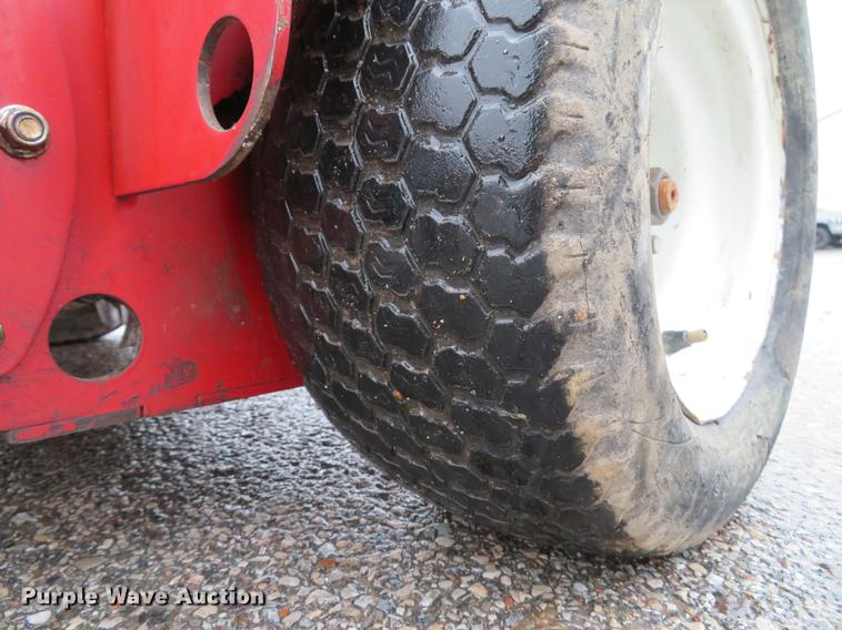 image for item EV9558 Toro 33518 aerator