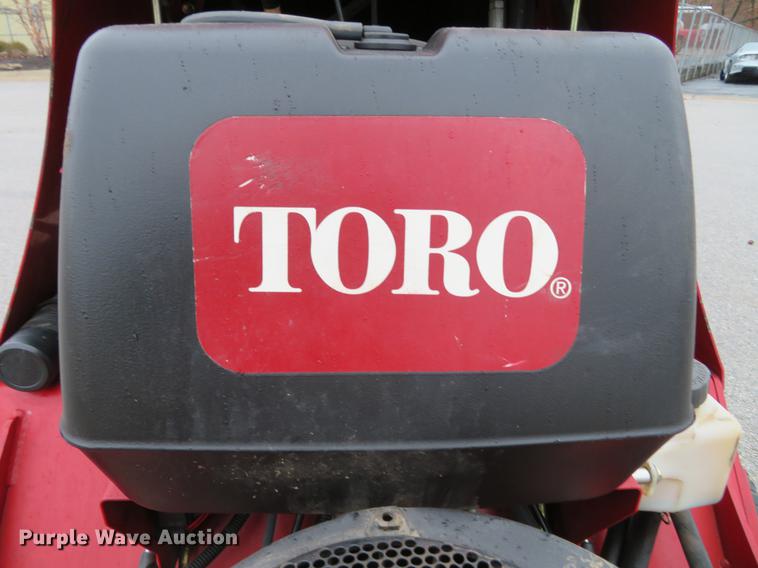 image for item EV9558 Toro 33518 aerator