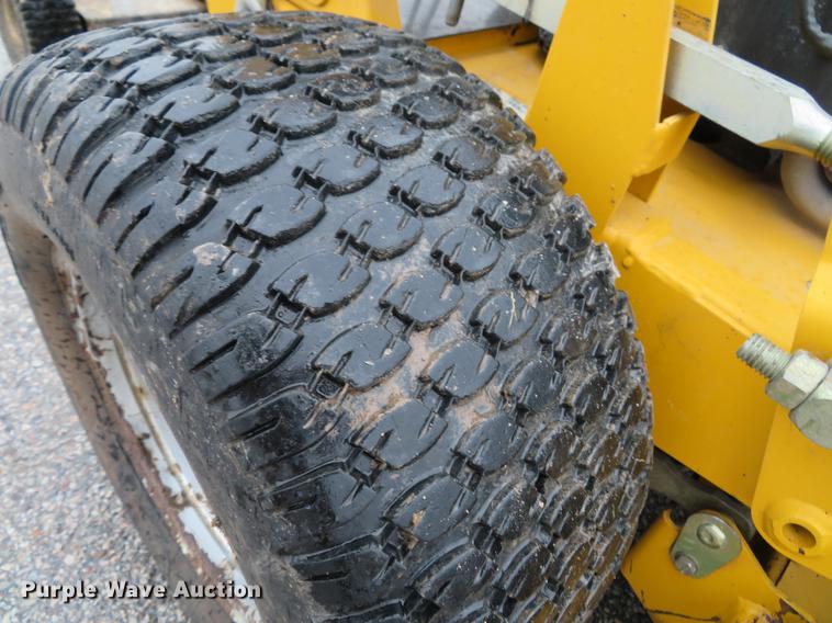 image for item EV9560 Hustler Trimstar 930396 lawn mower