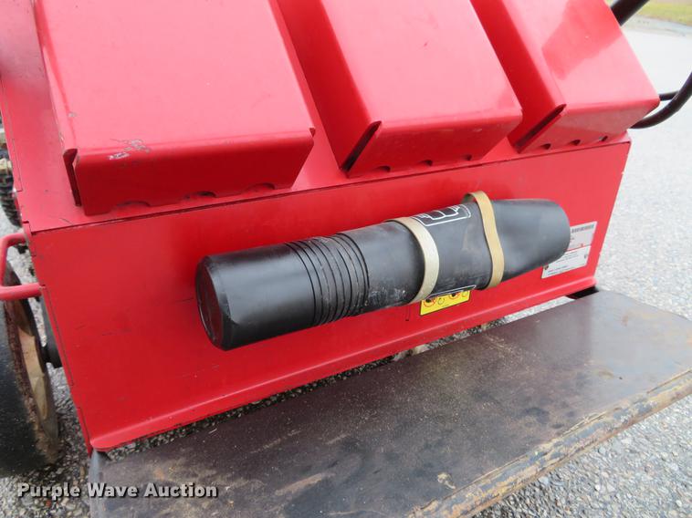 image for item EV9562 Toro 33515 aerator