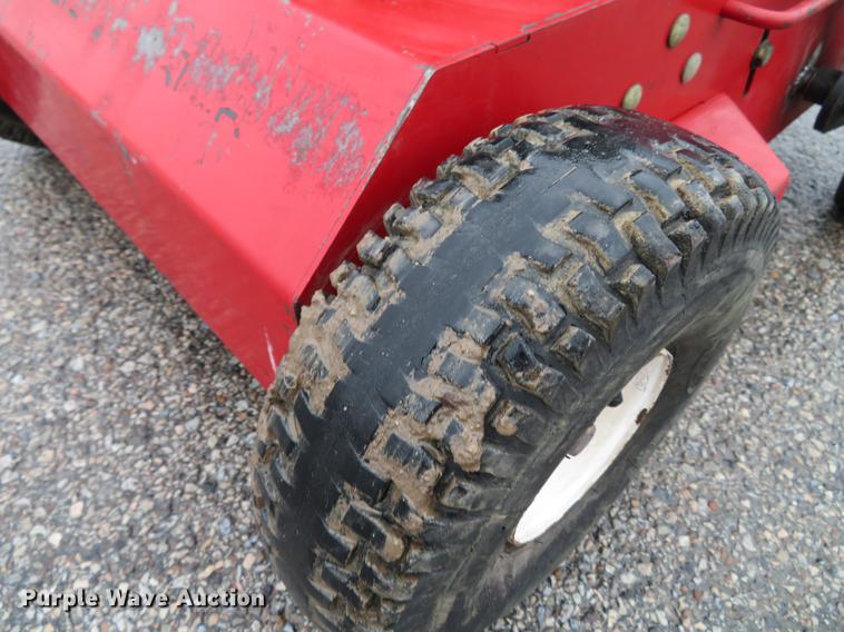 image for item EV9562 Toro 33515 aerator