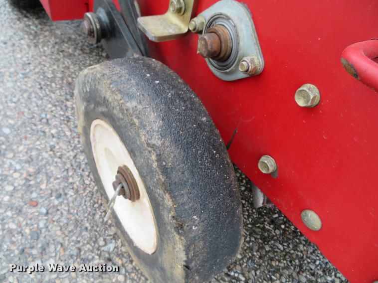 image for item EV9562 Toro 33515 aerator