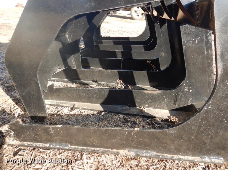 image for item FG9005 Brute skid steer grapple bucket