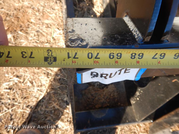 image for item FG9005 Brute skid steer grapple bucket