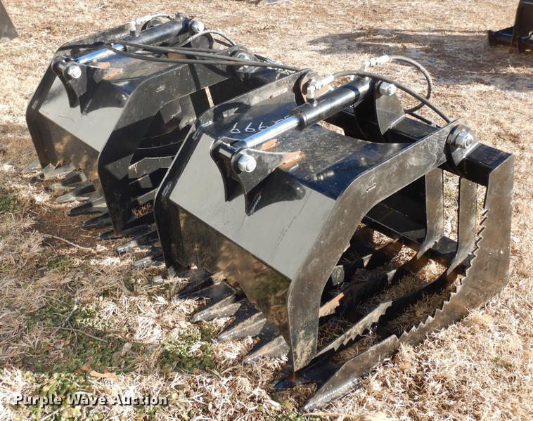 image for item FG9007 Brute skid steer grapple bucket