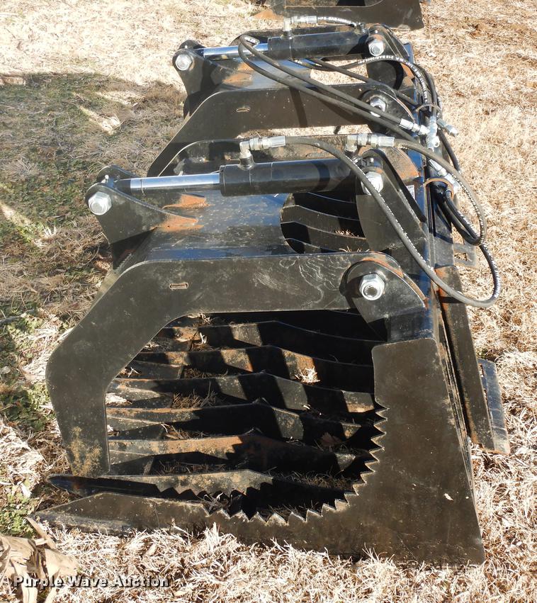 image for item FG9007 Brute skid steer grapple bucket