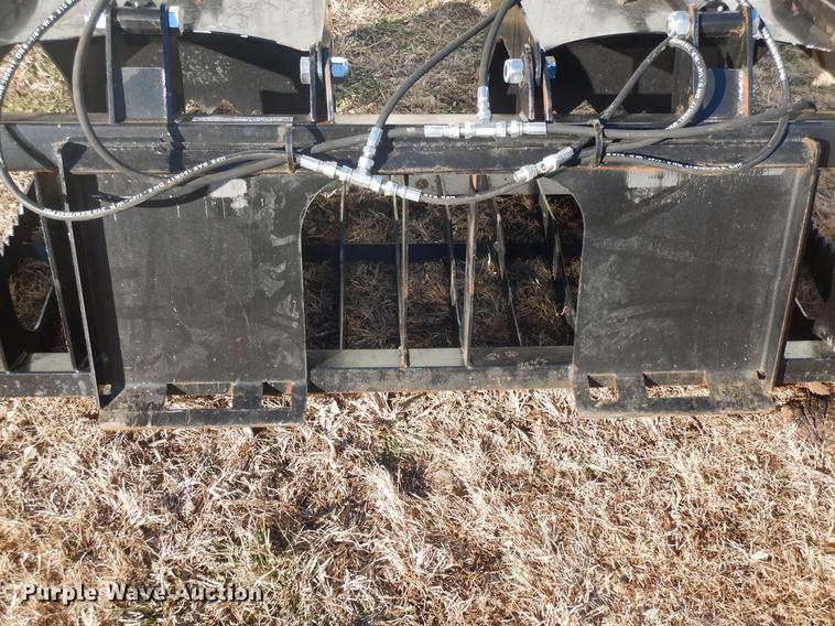 image for item FG9007 Brute skid steer grapple bucket