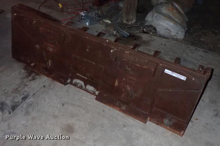 image for item FH9649 Skid steer attachments